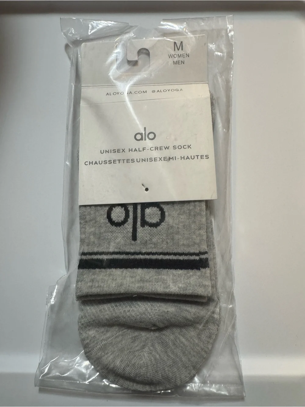 ALO Yoga Gray Athletic Half-Crew Socks with Black Logo Med. Unisex